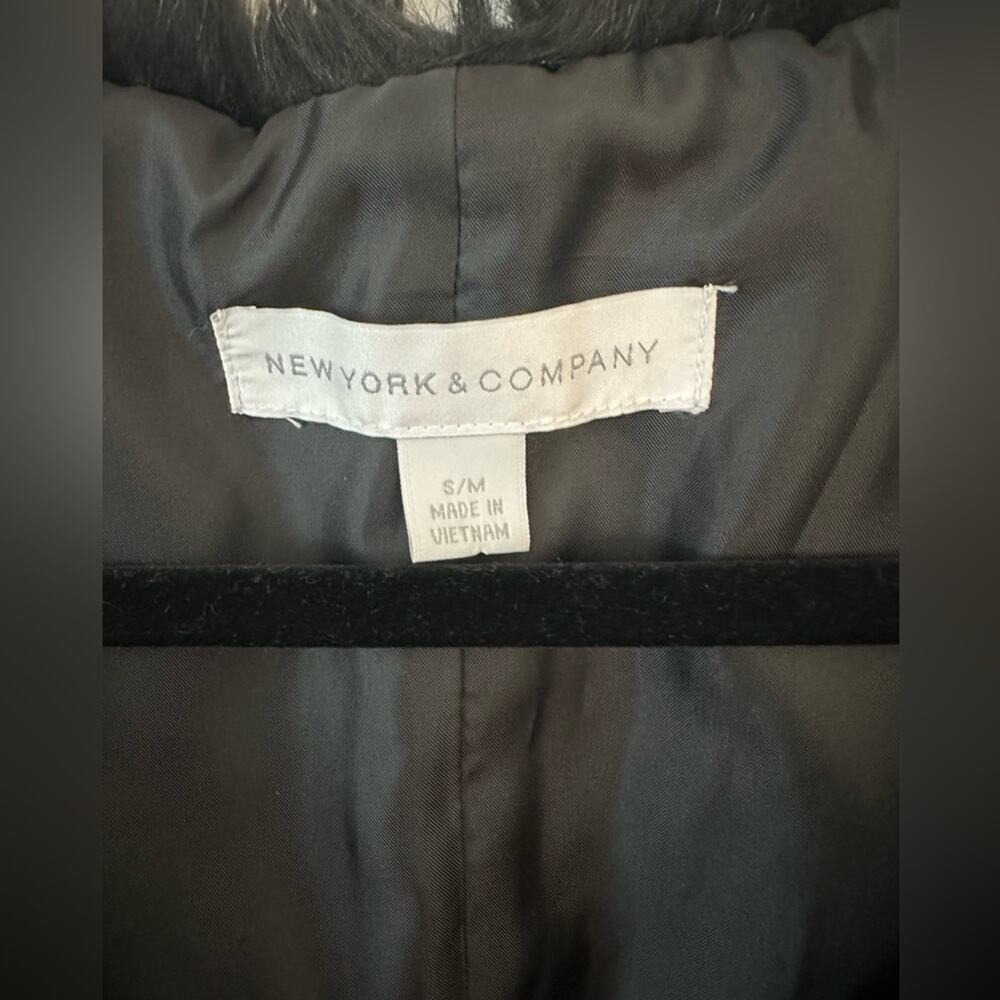 New York & Company Black Faux Fur Vest - Picture 2 of 5